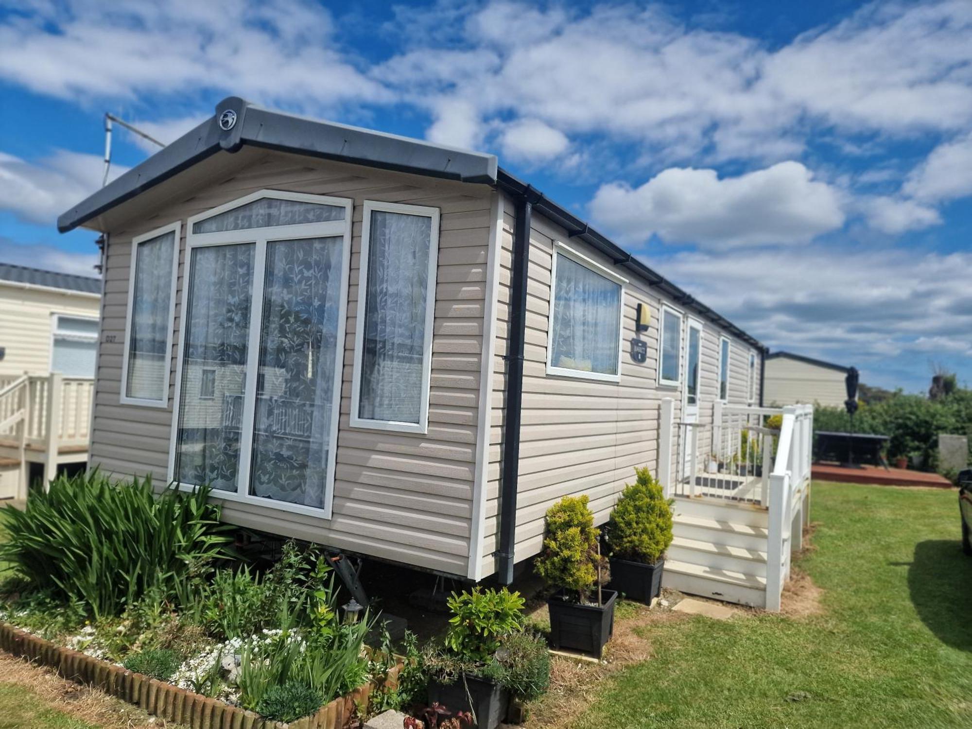 Durdlee Door, D27, Main Rd, West Lulworth, Wareham Bh20 5Pu Hotel Exterior foto